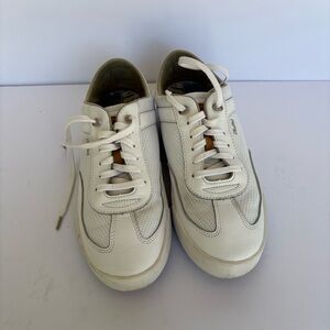 OluKai White Athletic Shoes Kilea Style